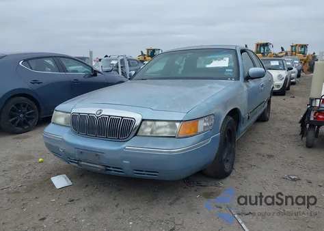 2000 Mercury Grand Marquis Gs z USA, uszkodzony, nr VIN 2MEFM74W7YX702589